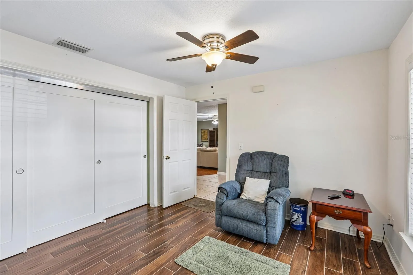 Office or 5th bedroom