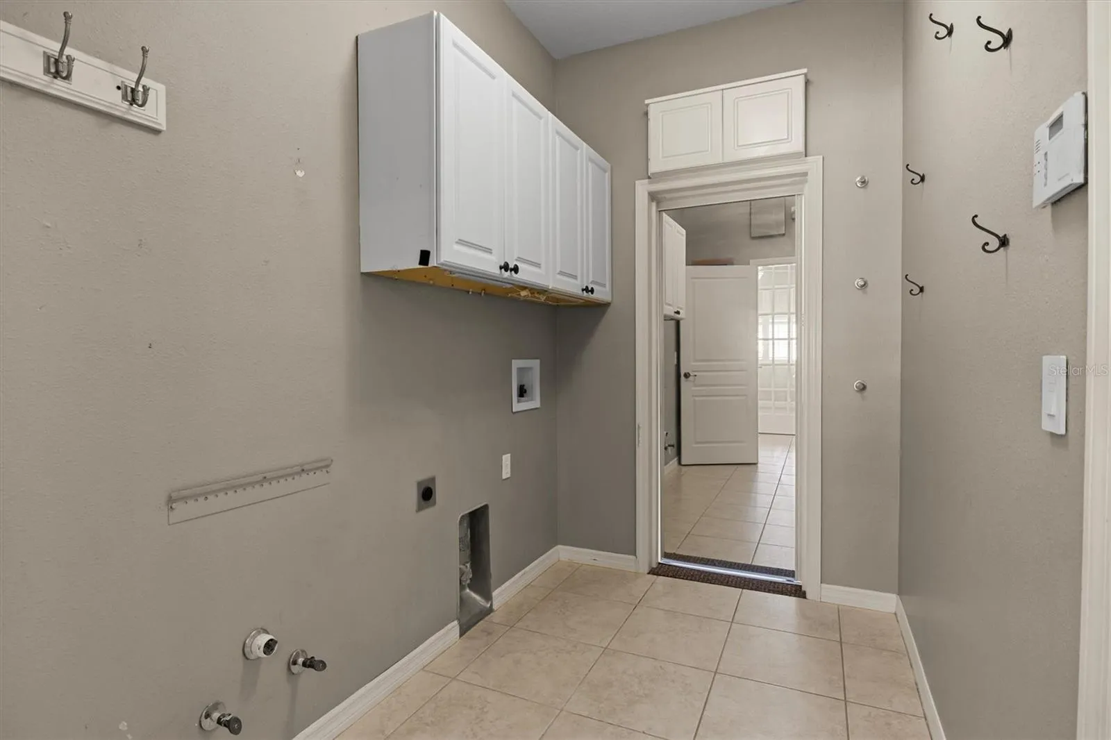 8281 Lake James Dr, Lakeland, Florida 33810 — photo 35