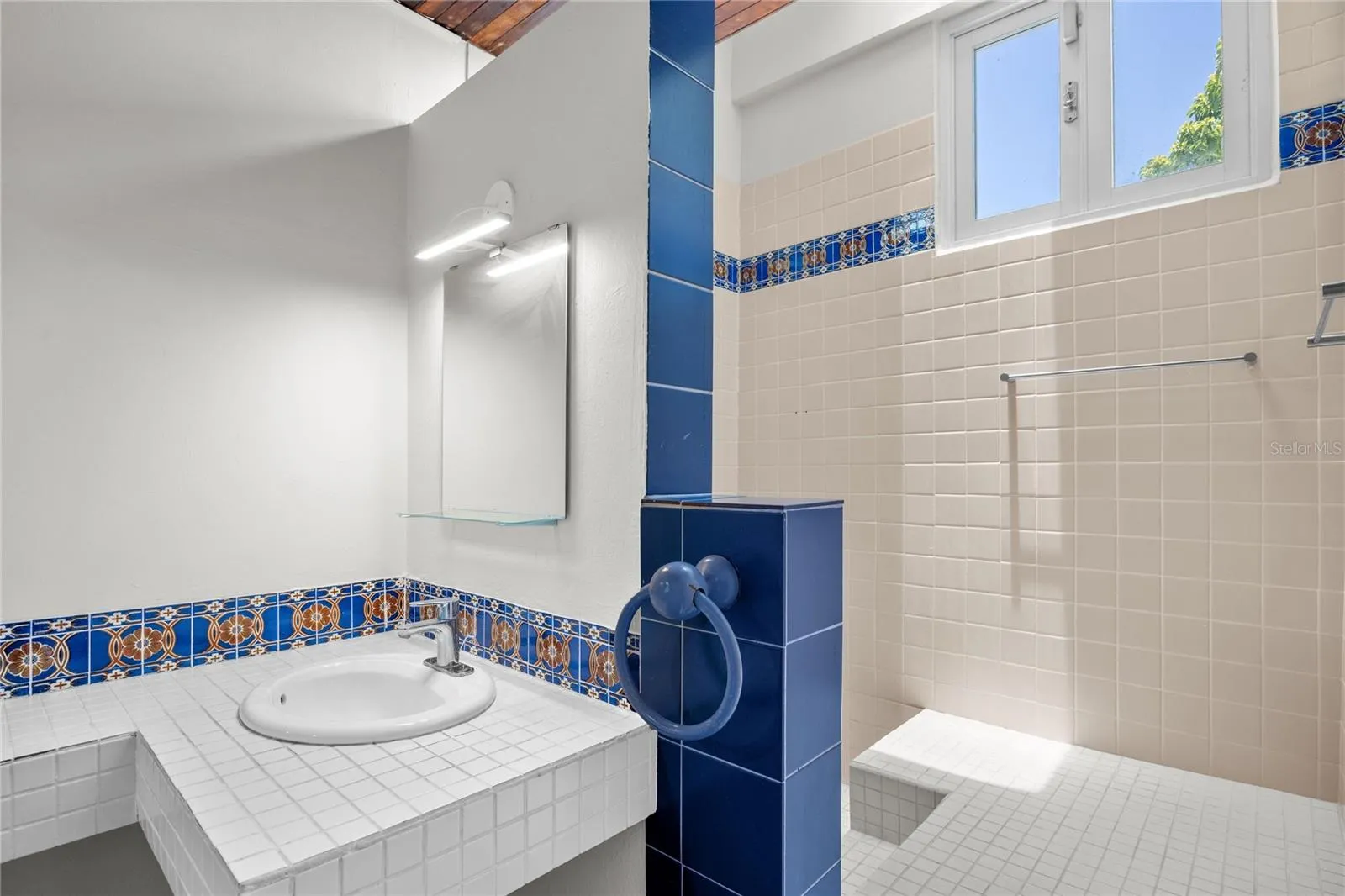 Bathroom Bathroom