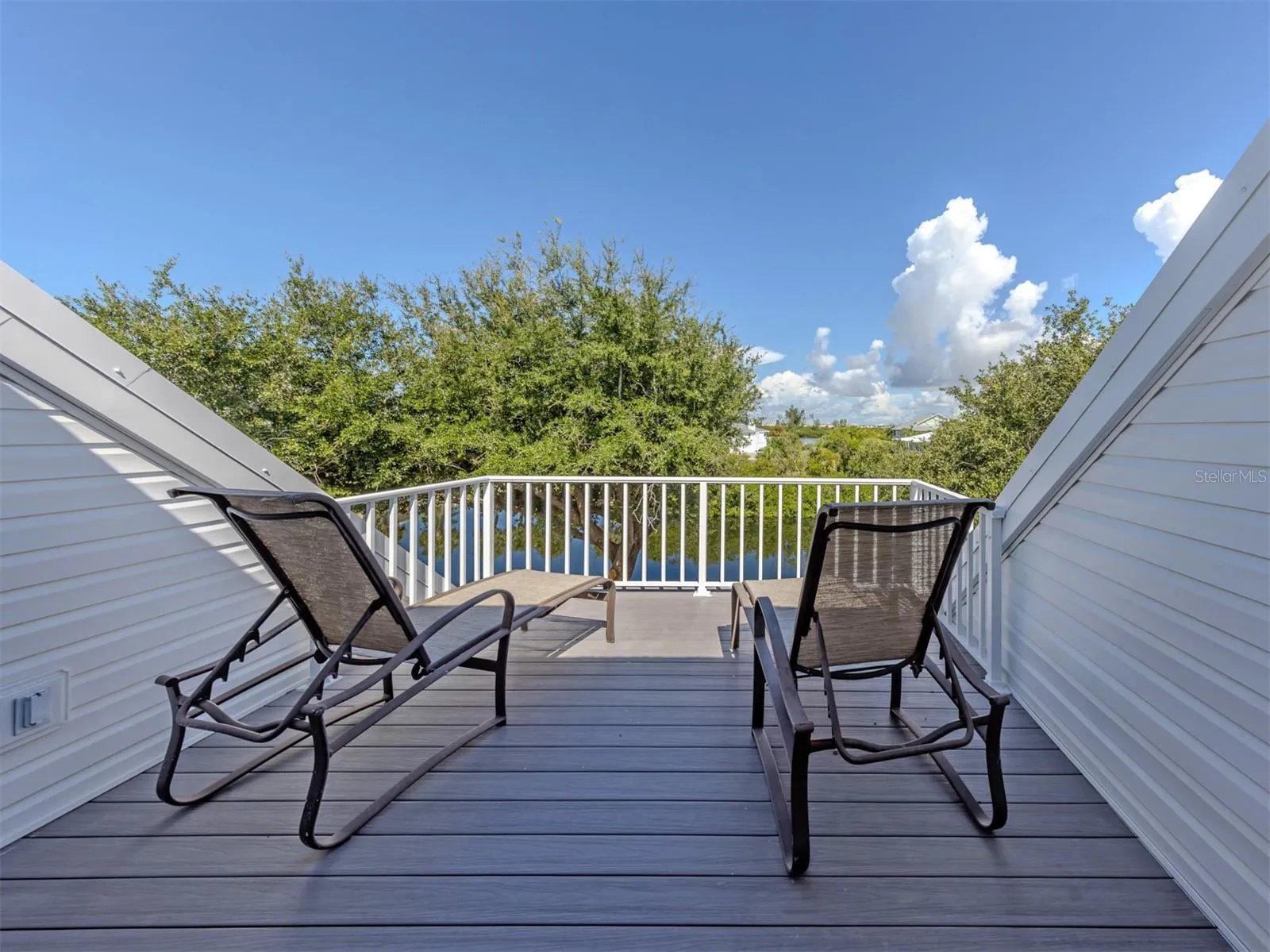 Primary Balcony