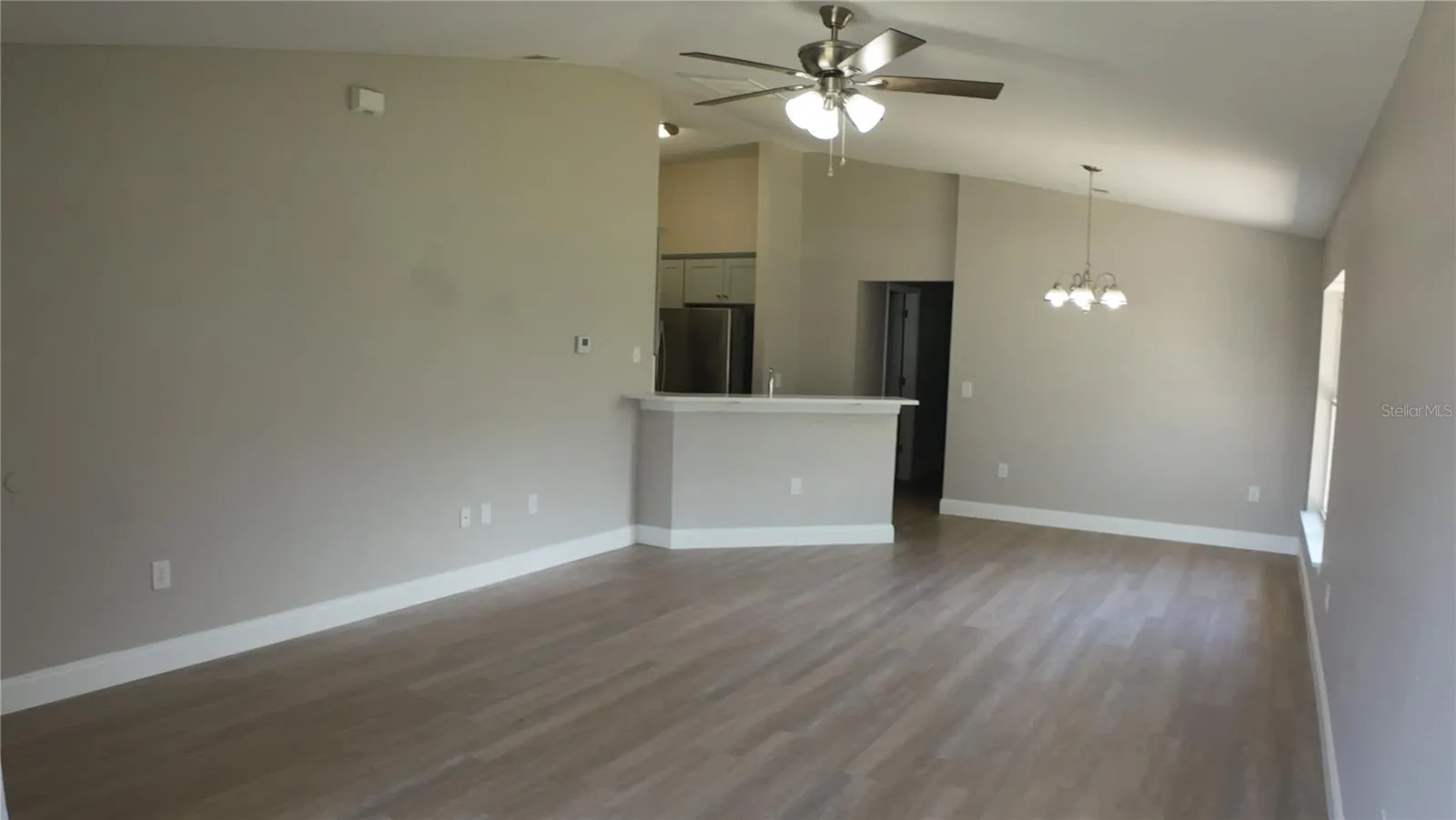 family room/ dining room combo