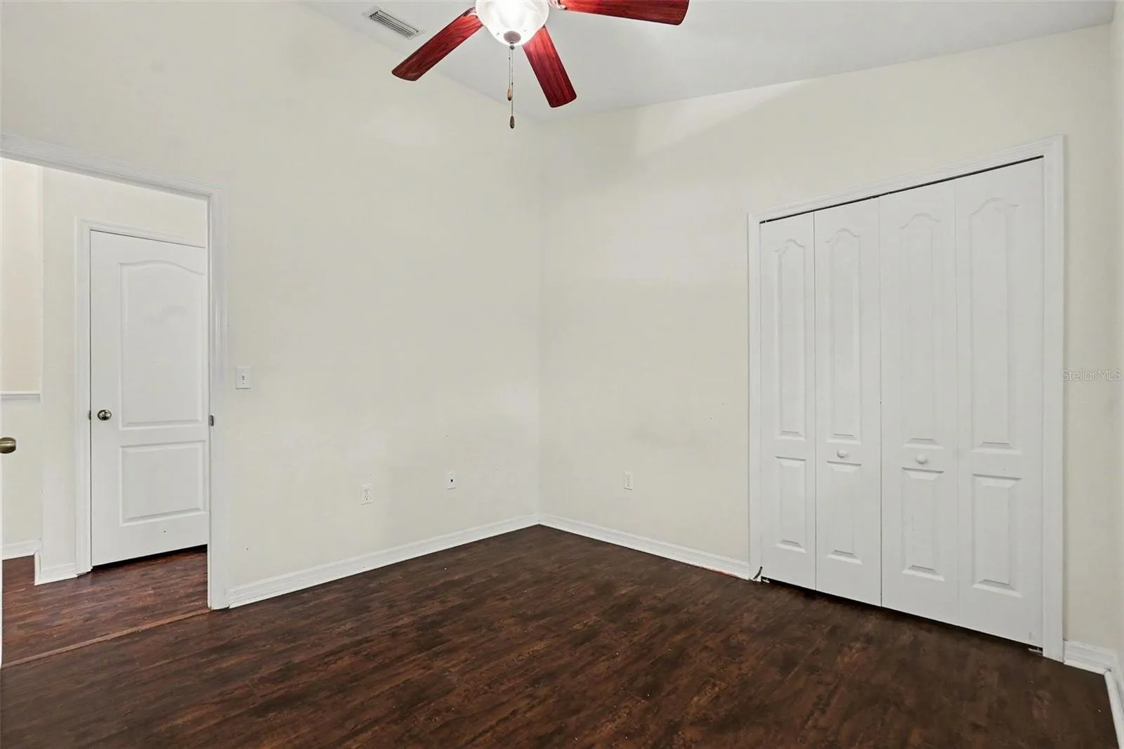 5520 Kinglethill Dr, Lithia FL 33547 - Bedroom 3