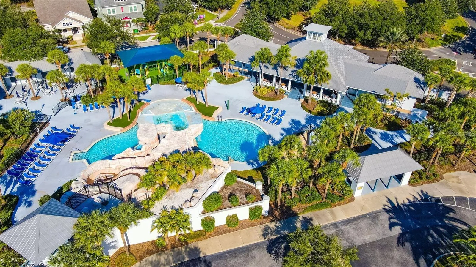 5520 Kinglethill Dr, Lithia FL 33547 - Fishhawk Aquatic Center