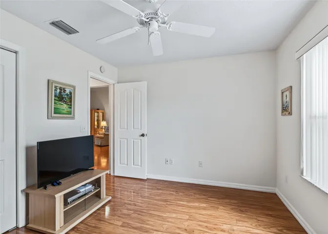 Front Guest Bedroom