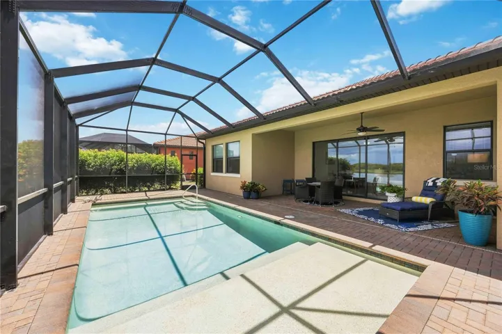 he pool overlooks water and Greenbelt -  no one can ever build there.
