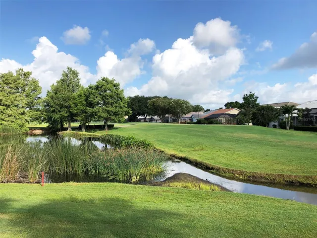 Manicured golf course views - the best of Tara
