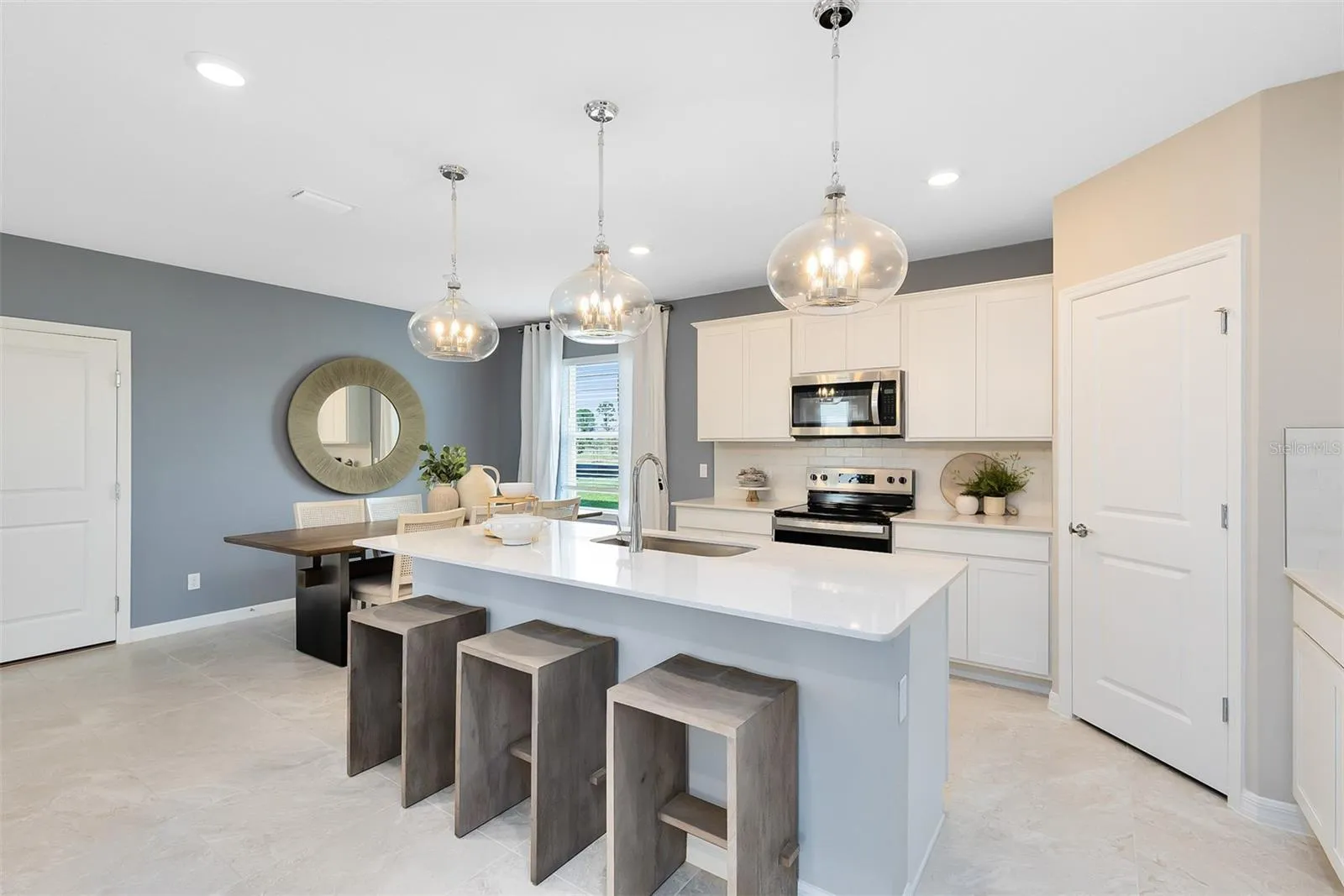Model Home Design Only. Pictures and furnishings are for illustrative purposes only. Elevations, colors and options may vary. Furniture is for model home staging only.
