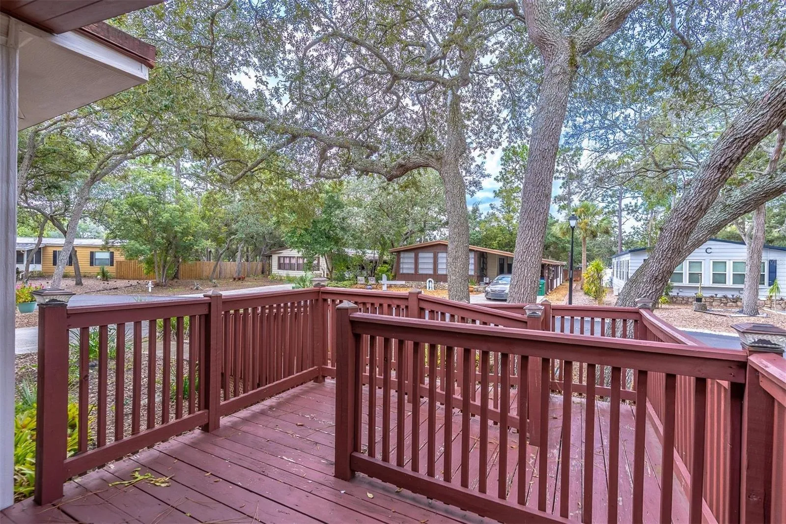 Gated deck