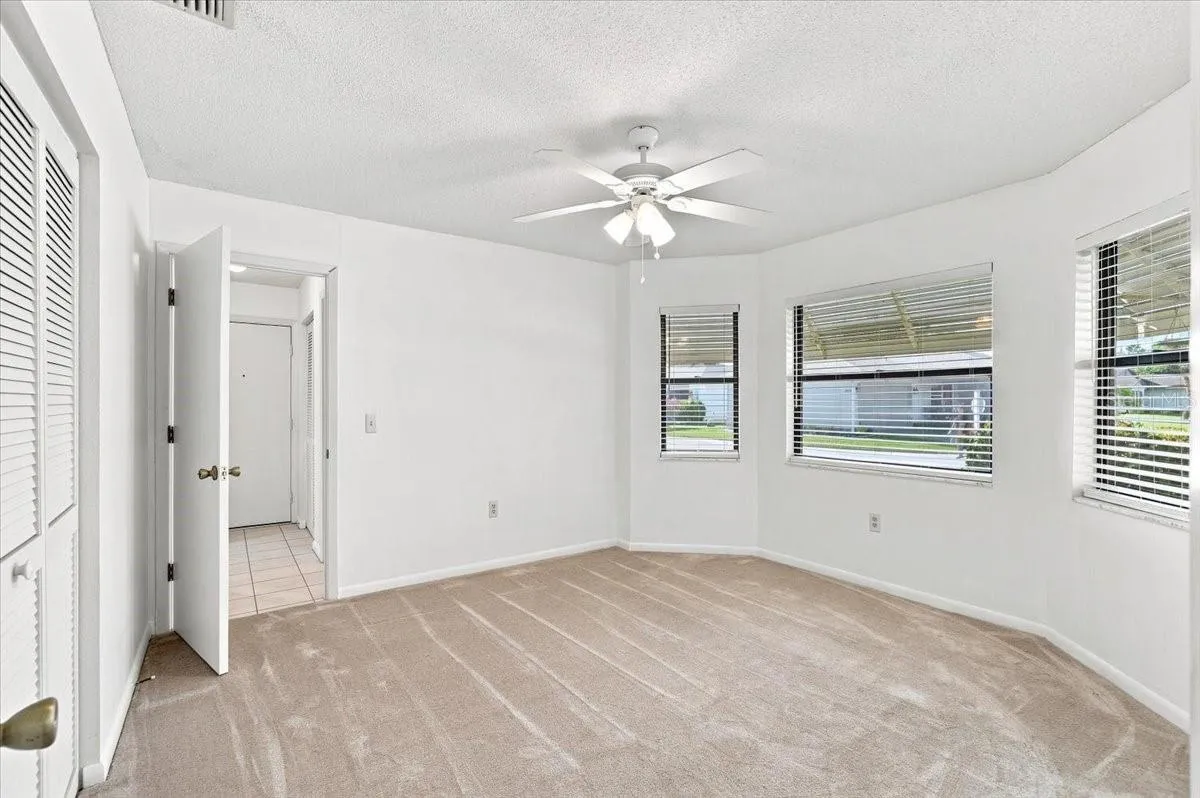 Guest bedroom