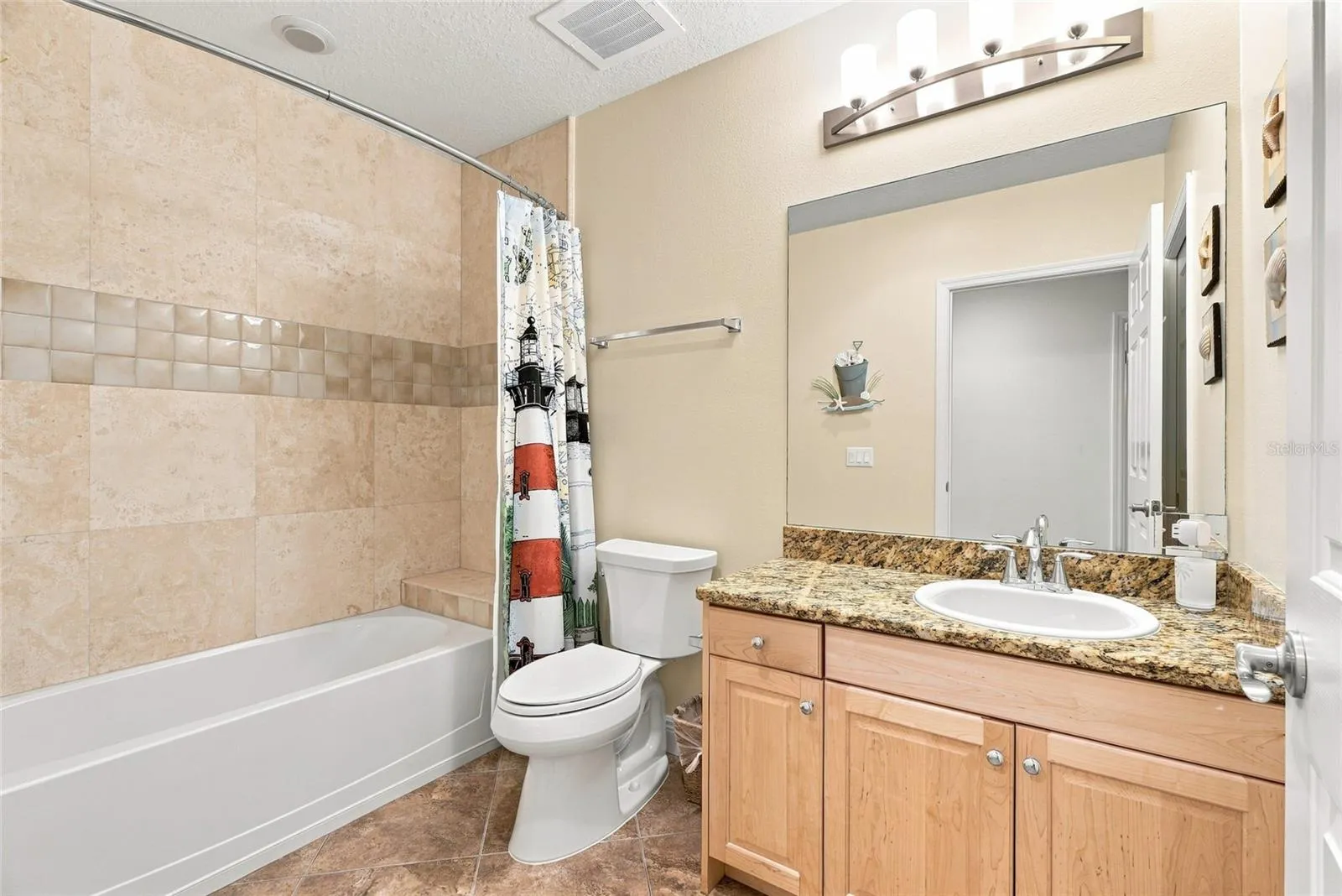 2nd Bedroom bath