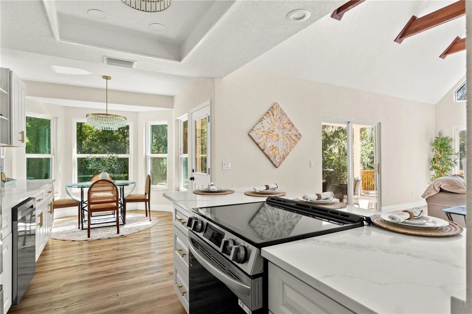Kitchen to Breakfast Room