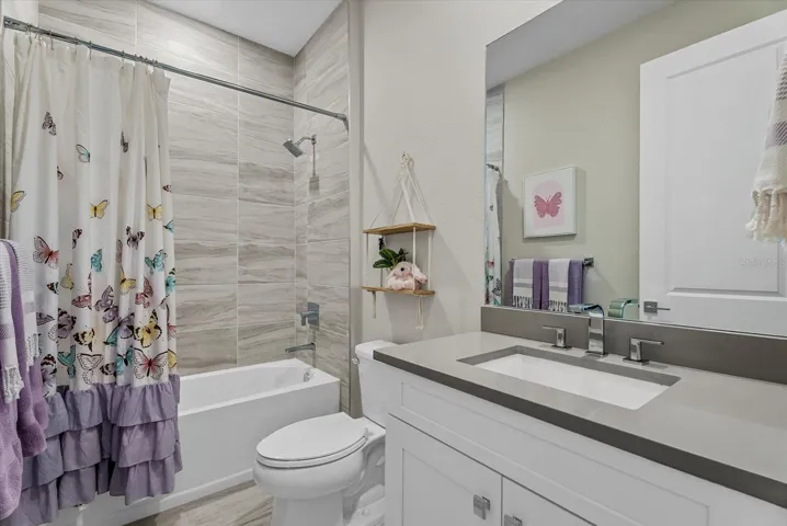 Guest En-Suite Bathroom