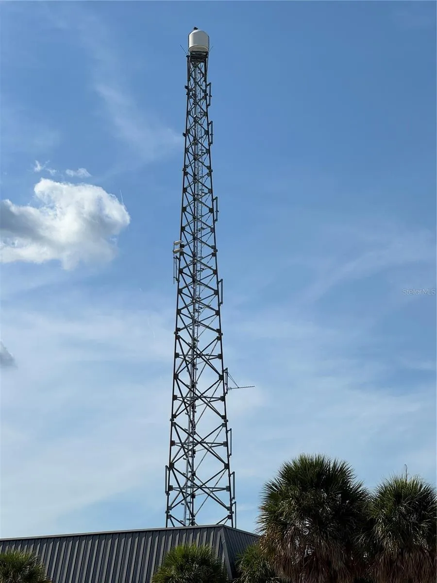 Tower / Antenna