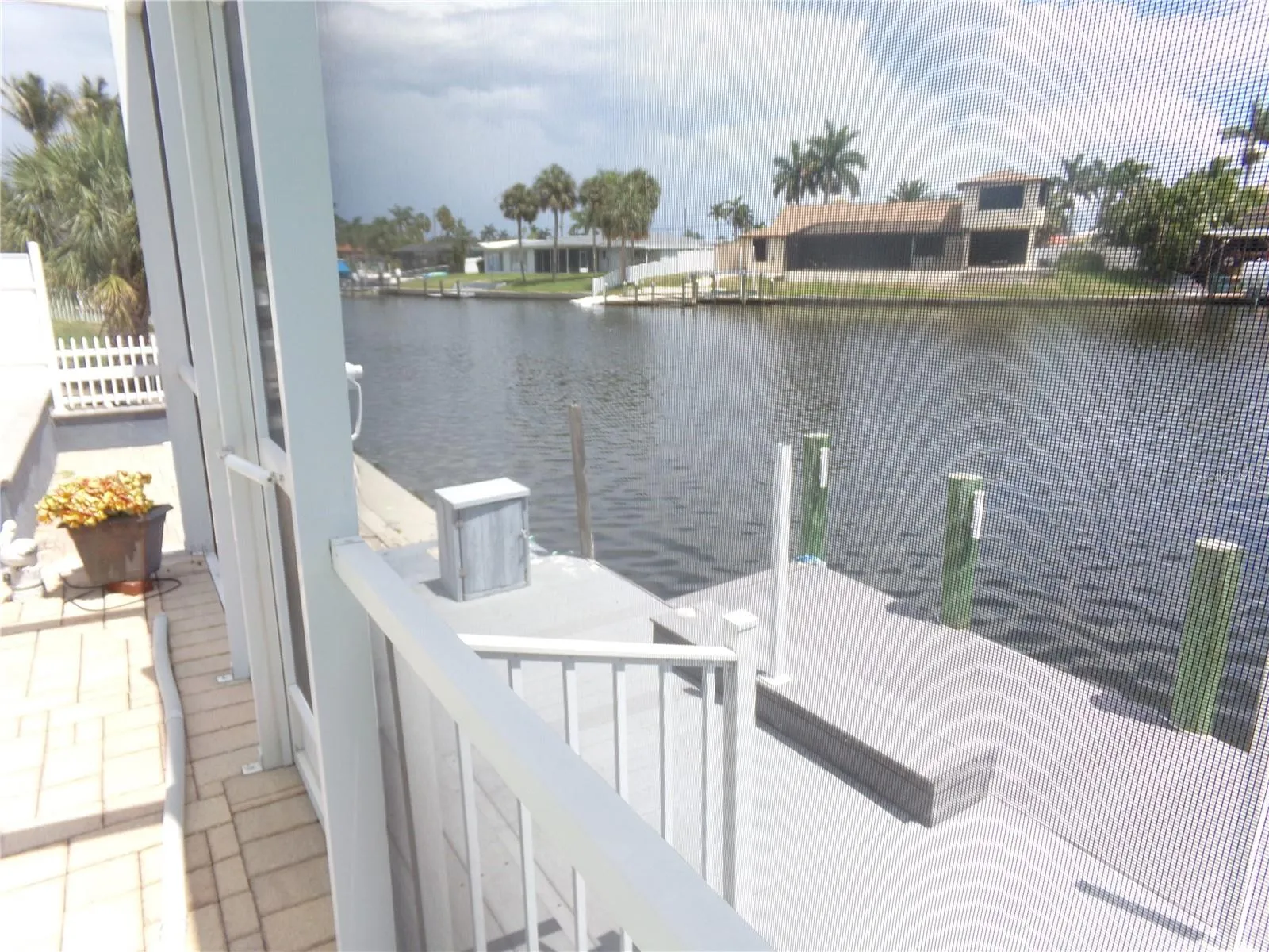 Dock