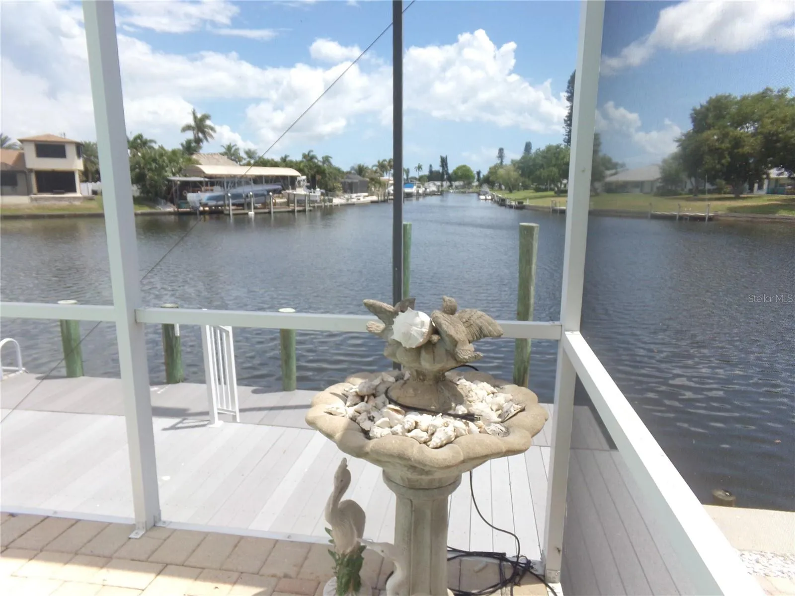 Dock