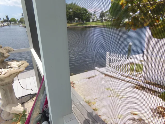 Dock
