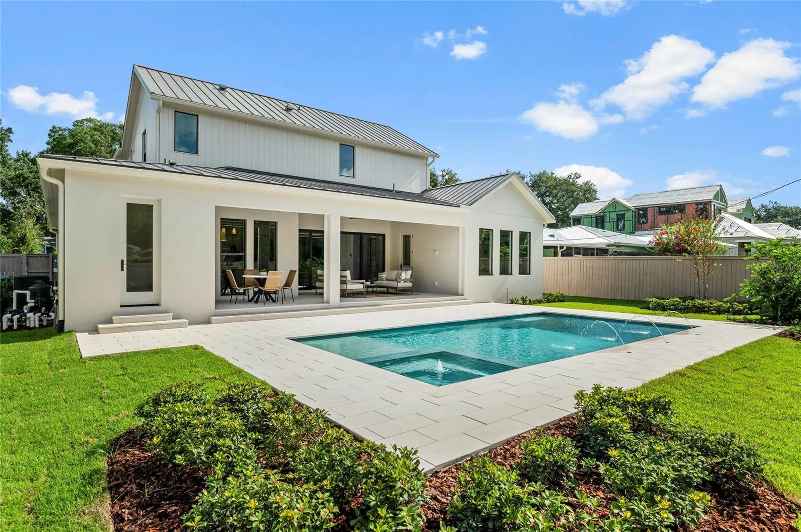 Pool to House