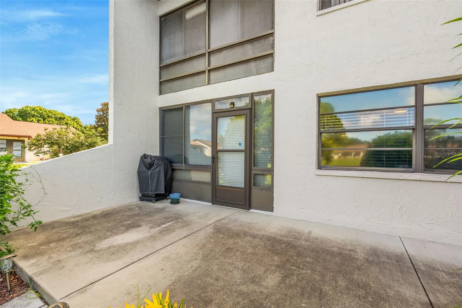 7614 Radcliffe Cir B113 patio and lanai entrance