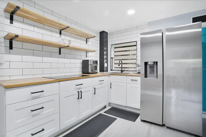 First Floor Unit, Kitchen