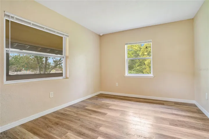 Second Floor Unit, Living Room
