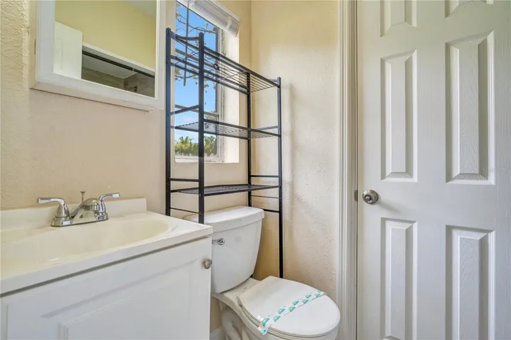 Second Floor Unit,Bathroom