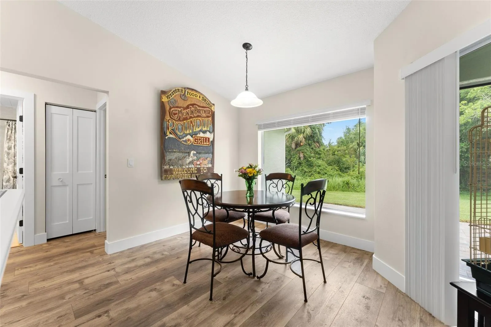 ...from Primary Wing past Breakfast Nook to Bedrooms 2 & 3