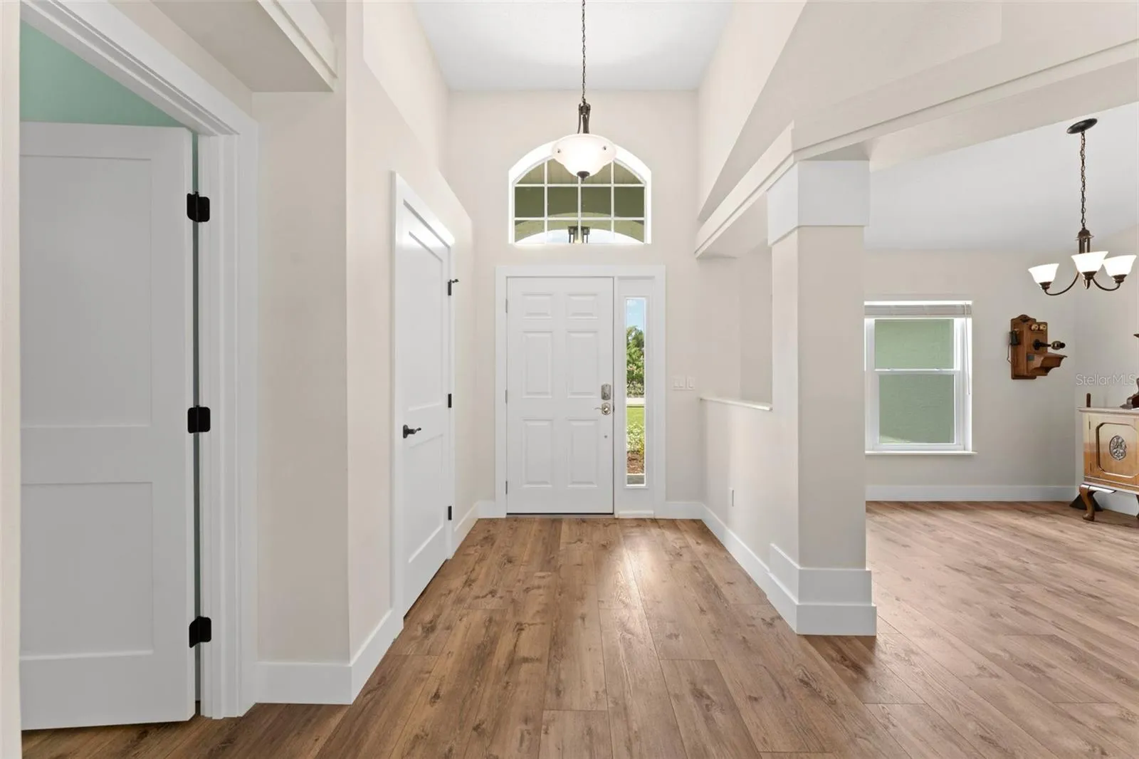 Foyer Entry