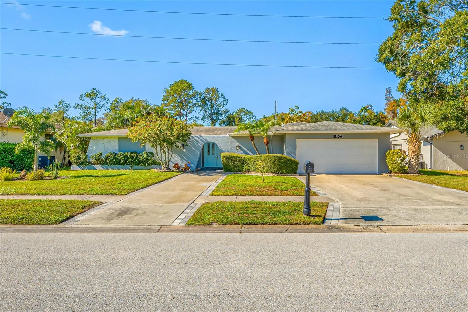 1862 DEL ROBLES DRIVE, LARGO, Florida 33764