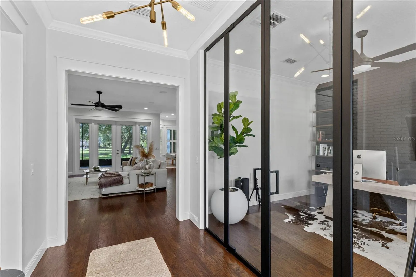 Foyer/Office
