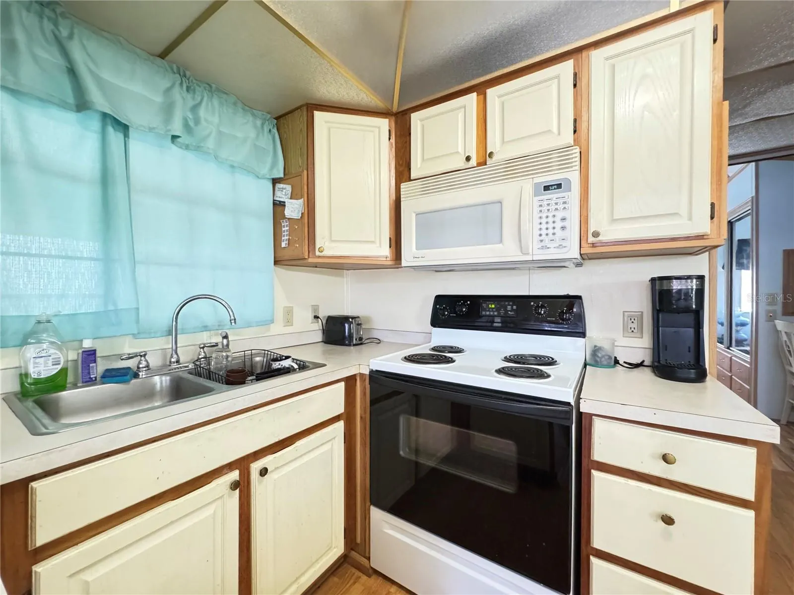 Electric Range & Microwave