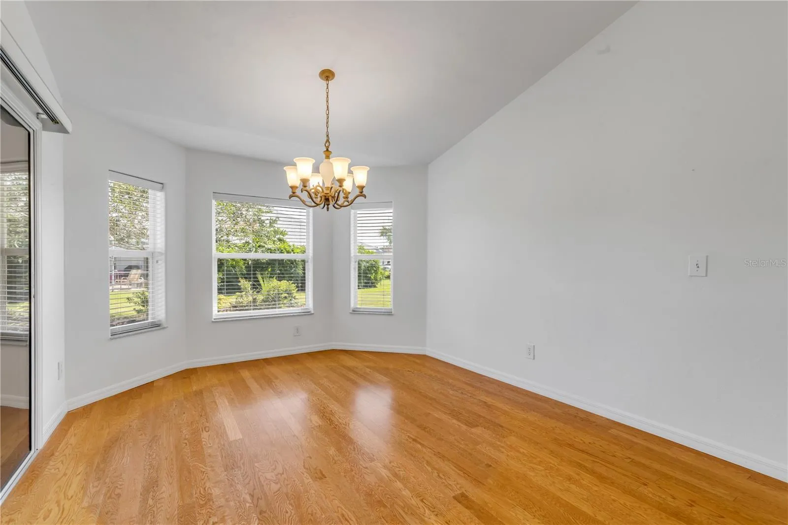 Open Dining