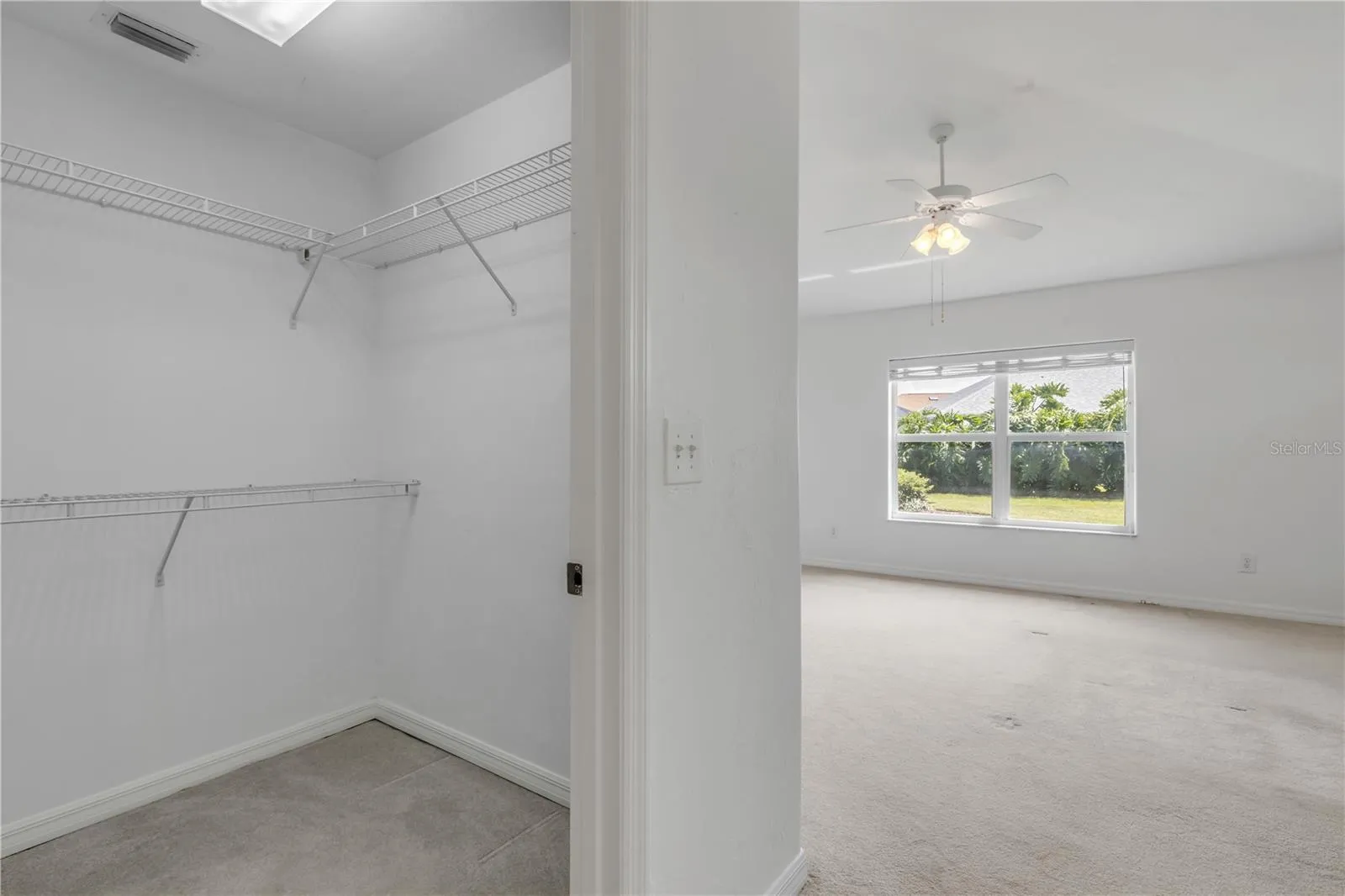 Walk-in Closet