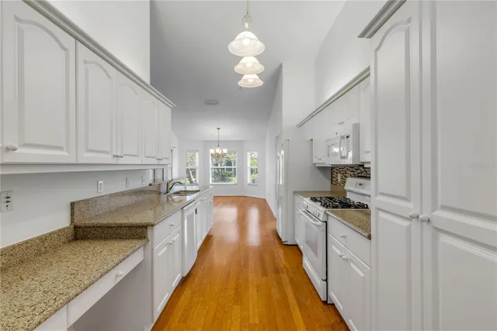 Open Kitchen