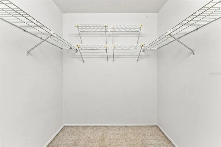 Walk In Closet - Primary