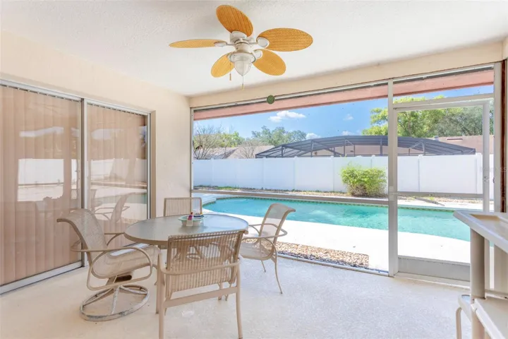 Screened Porch 2