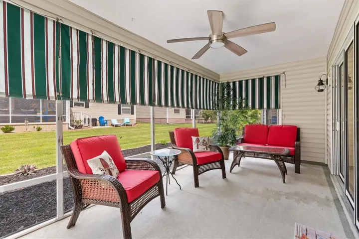 SCREENED LANAI