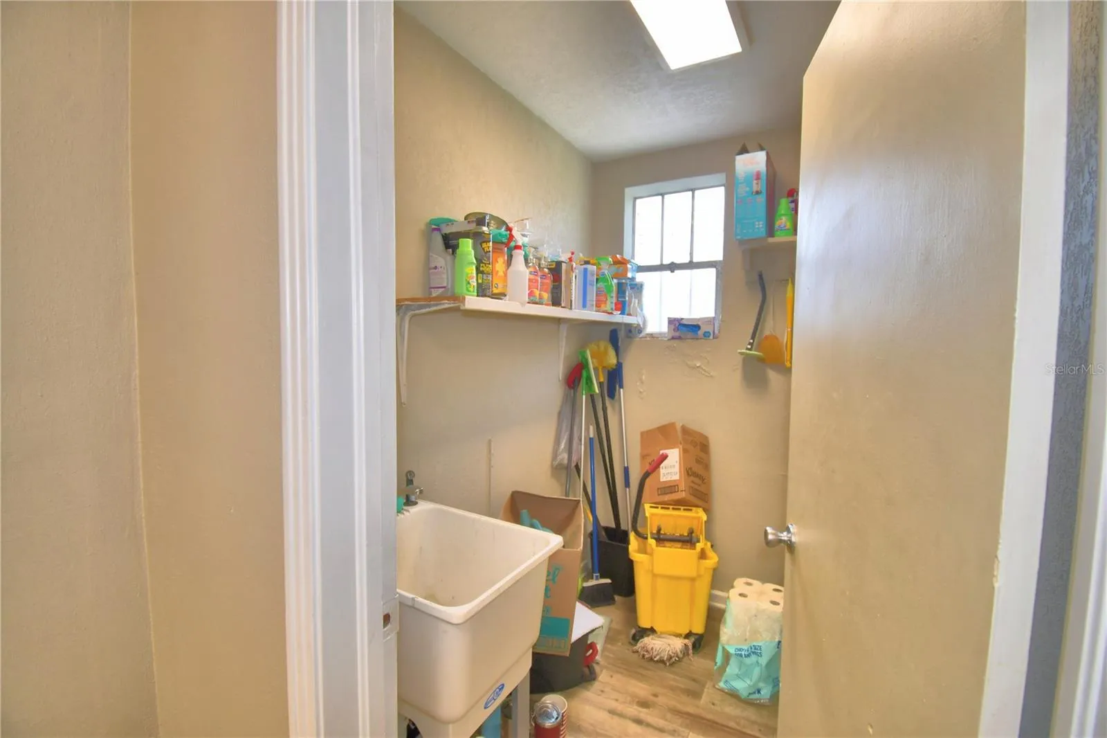 UTILITY CLOSET