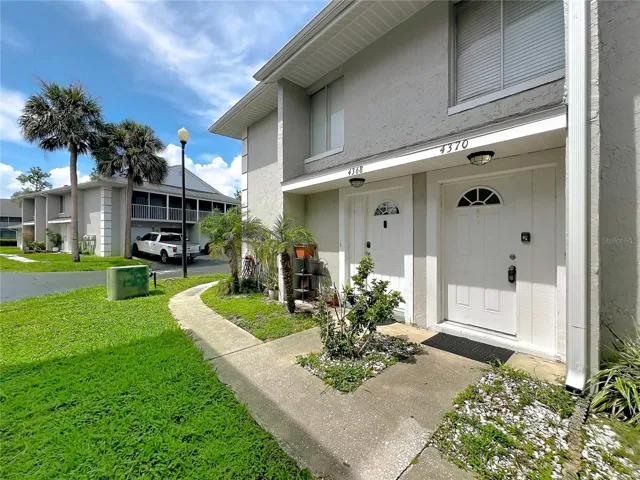 4370 White Pine Ave #74-2, Orlando FL 32811