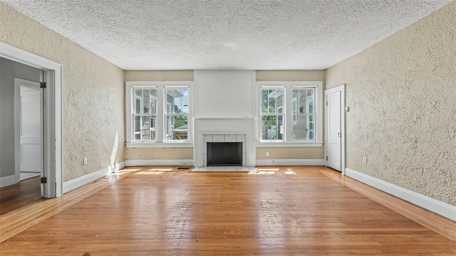 2406 Fairmount Ave, Lakeland, Florida 33803 — photo 2