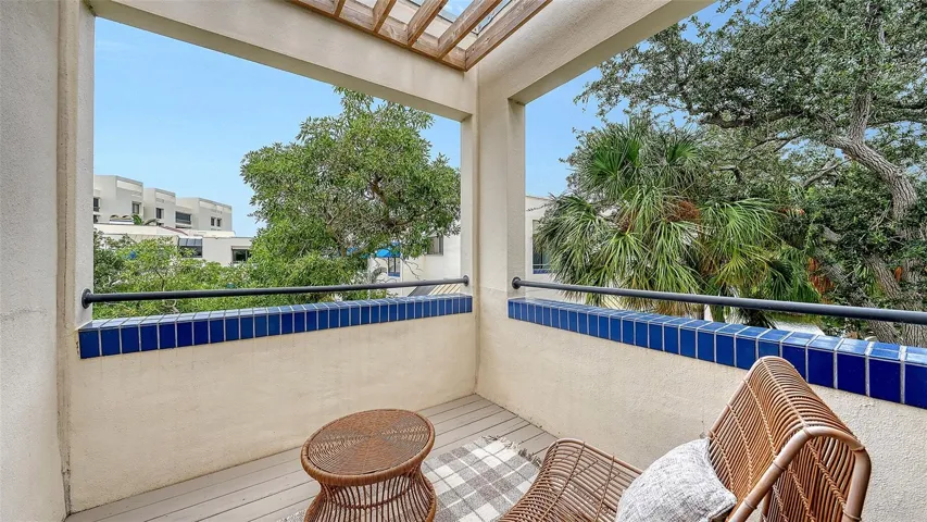 PRIMARY SUITE W/ SUNSET TERRACE