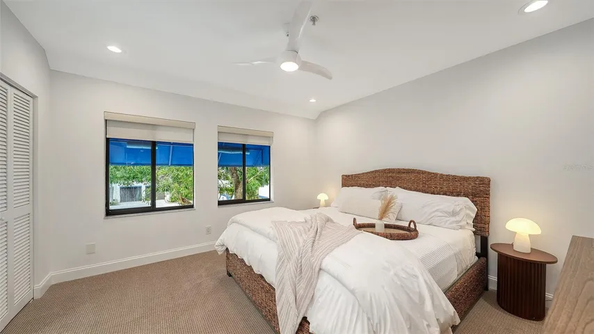 PRIMARY SUITE - 1st FLOOR