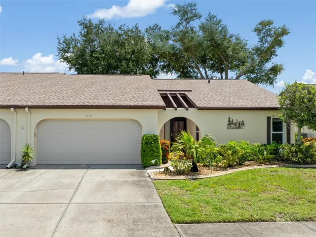 612 Chestnut Front