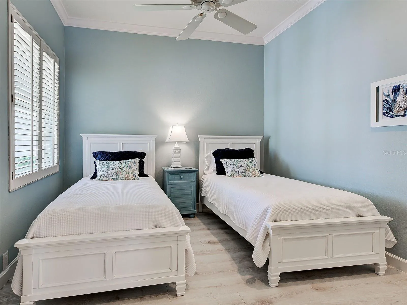 Guest bedroom