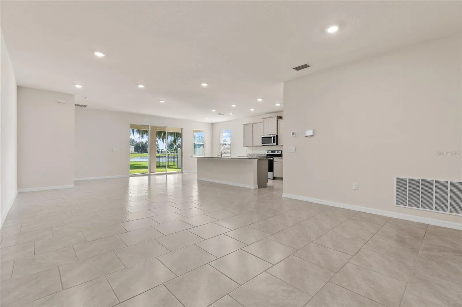 3504 Crescent Peak Way, Plant City, Florida 33565 — photo 24