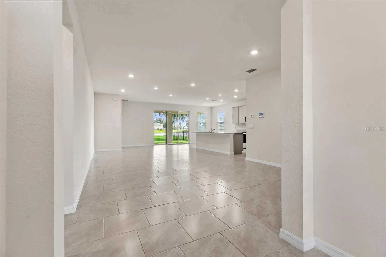 3504 Crescent Peak Way, Plant City, Florida 33565 — photo 25