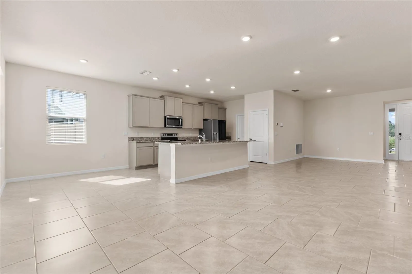 3504 Crescent Peak Way, Plant City, Florida 33565 — photo 15