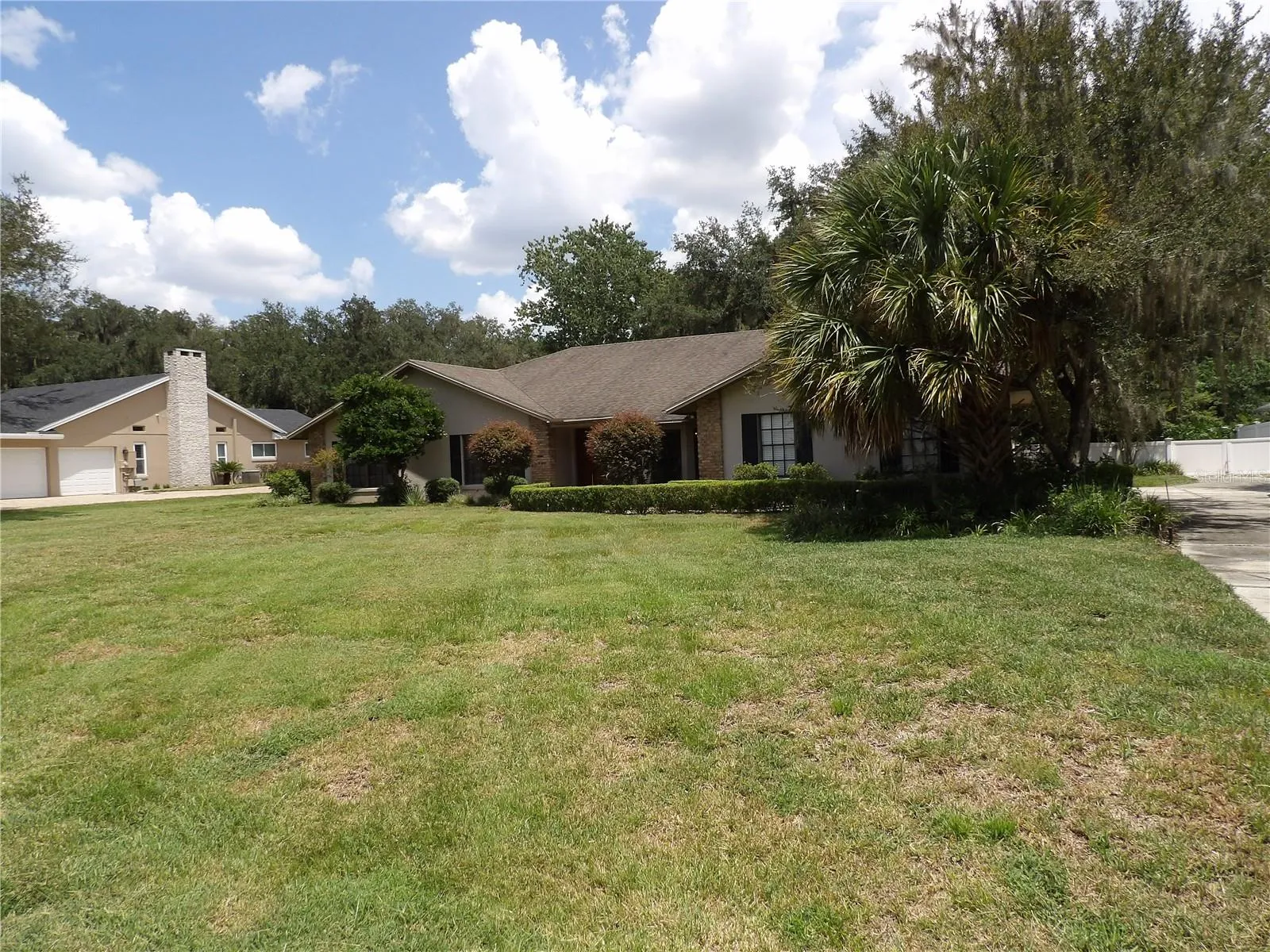 6282 Forestwood Dr E, Lakeland, Florida 33811 — photo 2