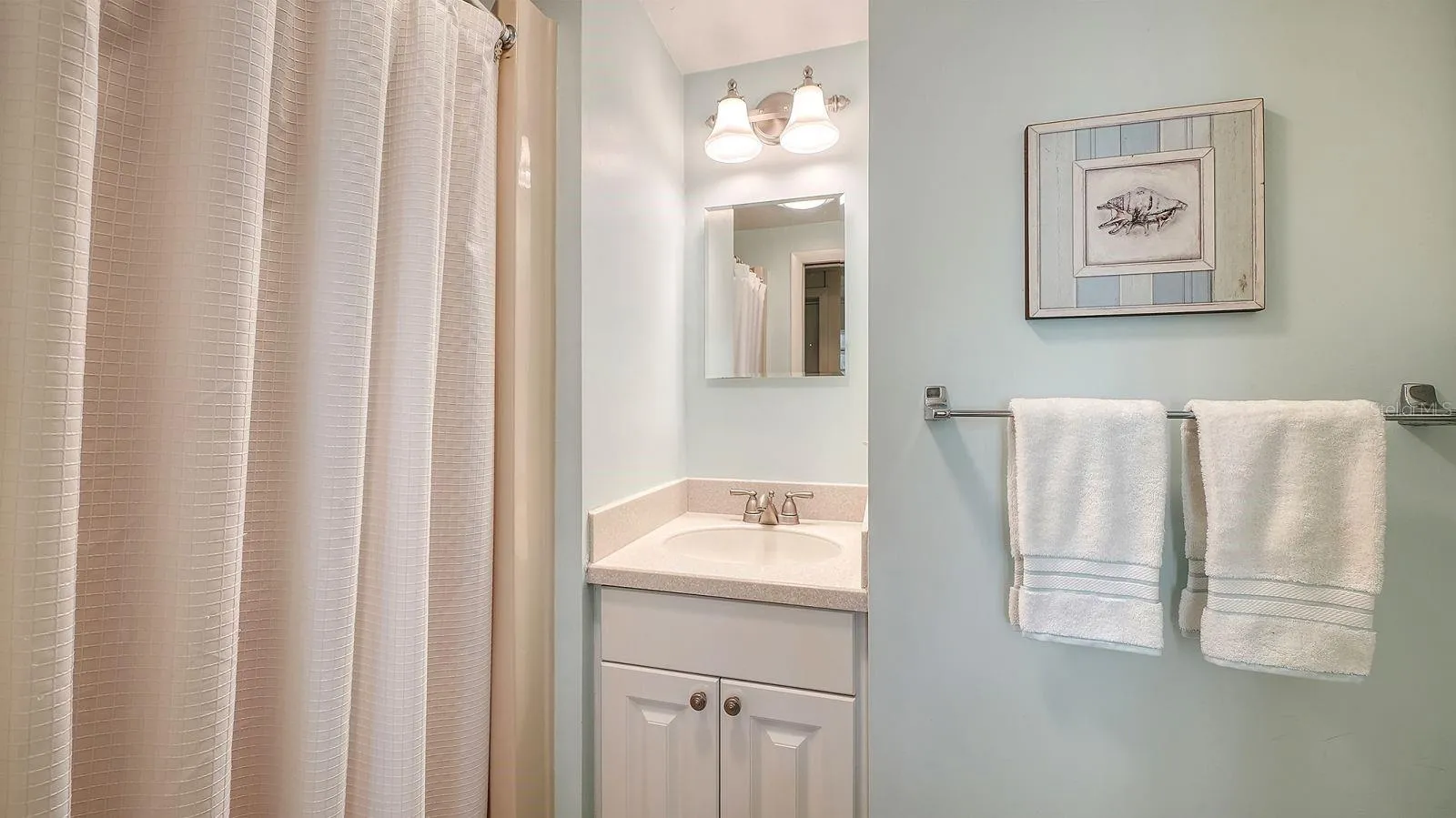 2nd Bathroom