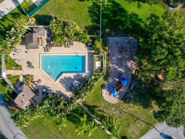 Pool for Homeowners and Their Guests
