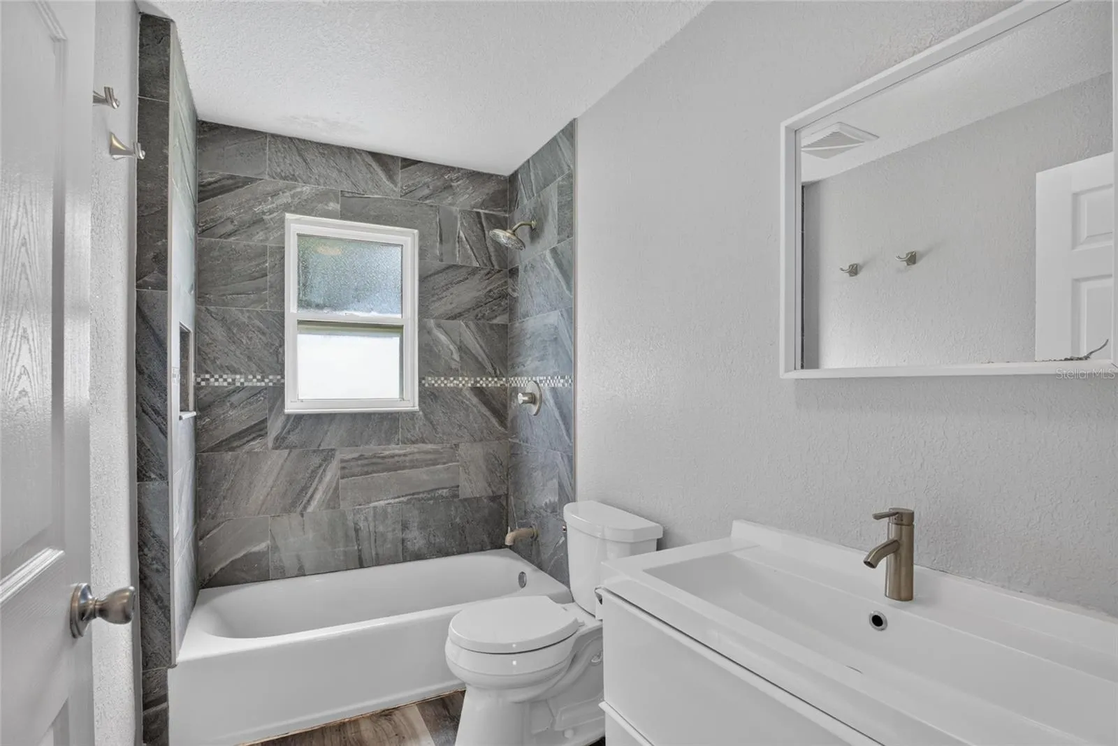 full bath